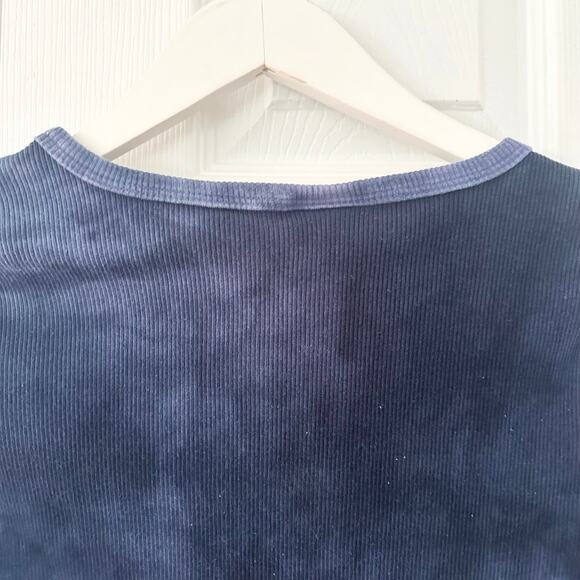 Suzie In The City Navy Blue Tie Dye White Cross Center Design Vtg Y2K Top Medium - Picture 9 of 10